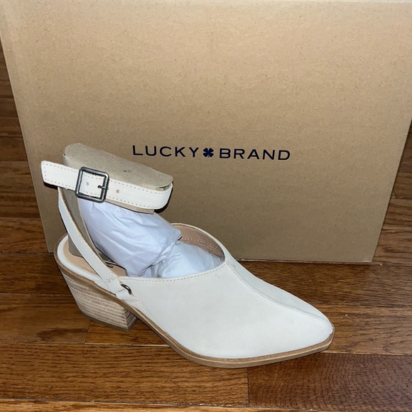 Lucky Brand Winola Ankle Strap Wedge Mules Vanilla Suede Women’s Size 5.5 - Picture 2 of 11